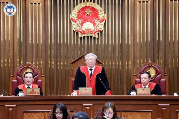 Gen Z Học Ngành Luật Ra Làm Gì? Có Tương Lai Không?