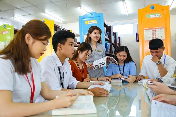 [Điểm mới] Tuyển sinh hệ đào tạo từ xa 2024-2025