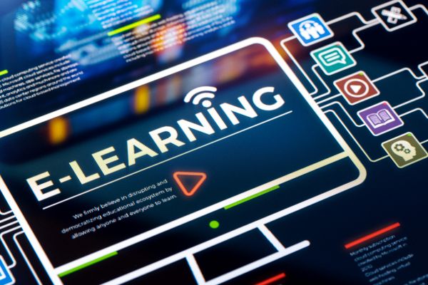 Chuyển đổi giáo dục 2025: Tầm quan trọng của E-Learning trong định hình lớp học tương lai