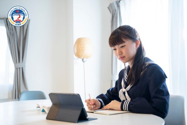 giai dap thac mac ve tuyen sinh dai hoc tu xa Neu e-learning