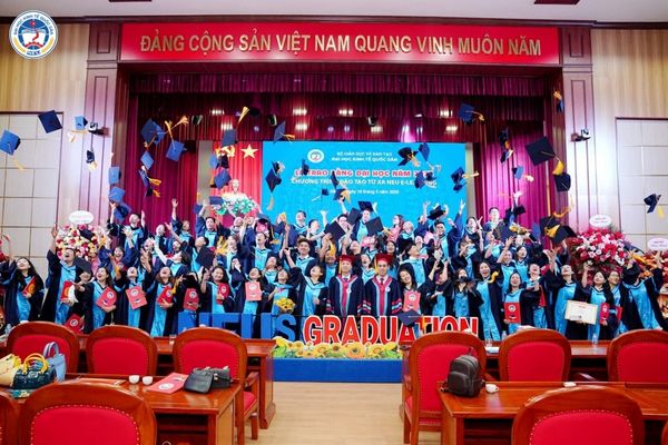 Bằng cấp đúng chuẩn, công nhận đúng, học linh hoạt, tốt nghiệp giỏi