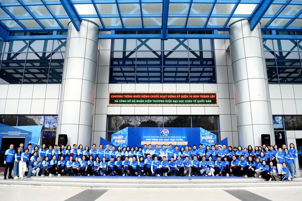 Giải đáp: Học đại học từ xa được không cho người mất gốc hoặc bận rộn?