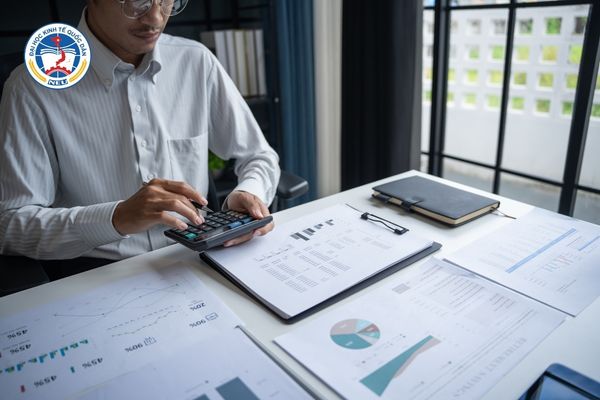 sinh vien tai chinh ngan hang so nhat khi nganh bien dong