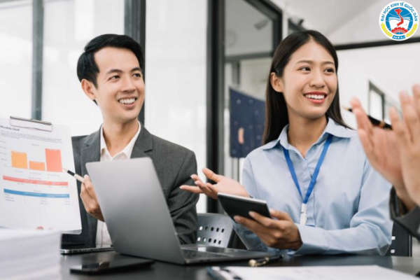 Nganh-quan-tri-kinh-doanh-lam-nghe-gi