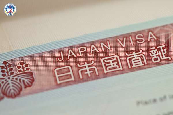 Thêm điều kiện nâng Visa nếu có bằng đại học