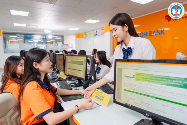 ngành tài chính ngân hàng trong thời đại 4.0